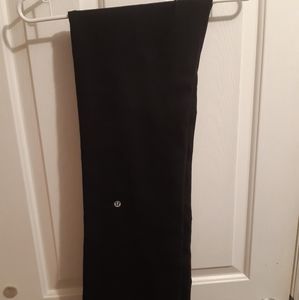 Lululemon black yoga pant